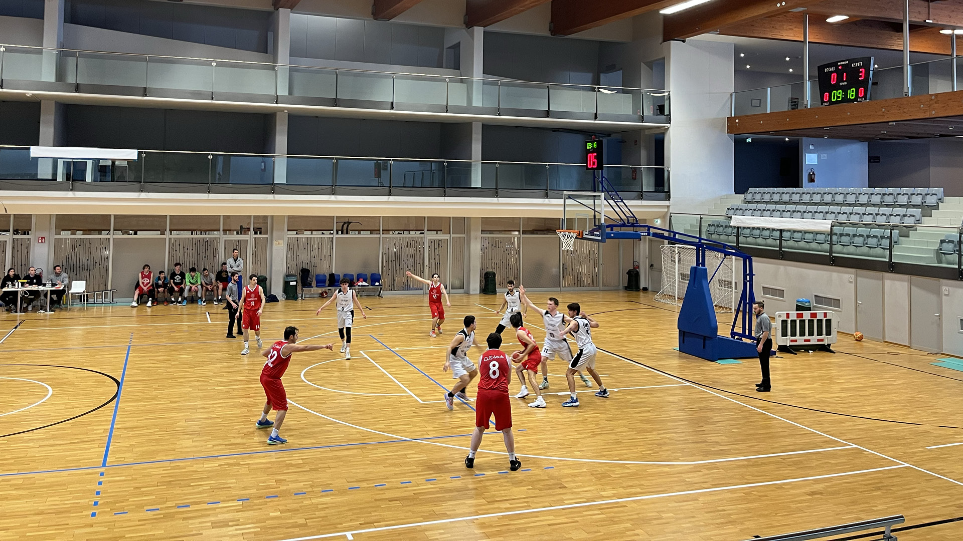 partita di basket presso palestra UniTrento