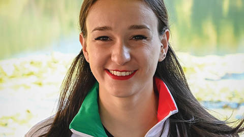 Annalisa Carlini. Laurea in Ingegneria industriale. Specialità: pattinaggio sincronizzato su ghiaccio