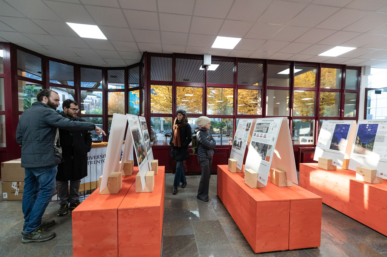 Novembre 2023 - Mostra dei progetti al Palazzo di Economia ©UniTrento - Ph. Pierluigi Cattani Faggion