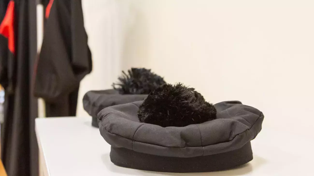 copricapo rettore e delegati, berretto nero