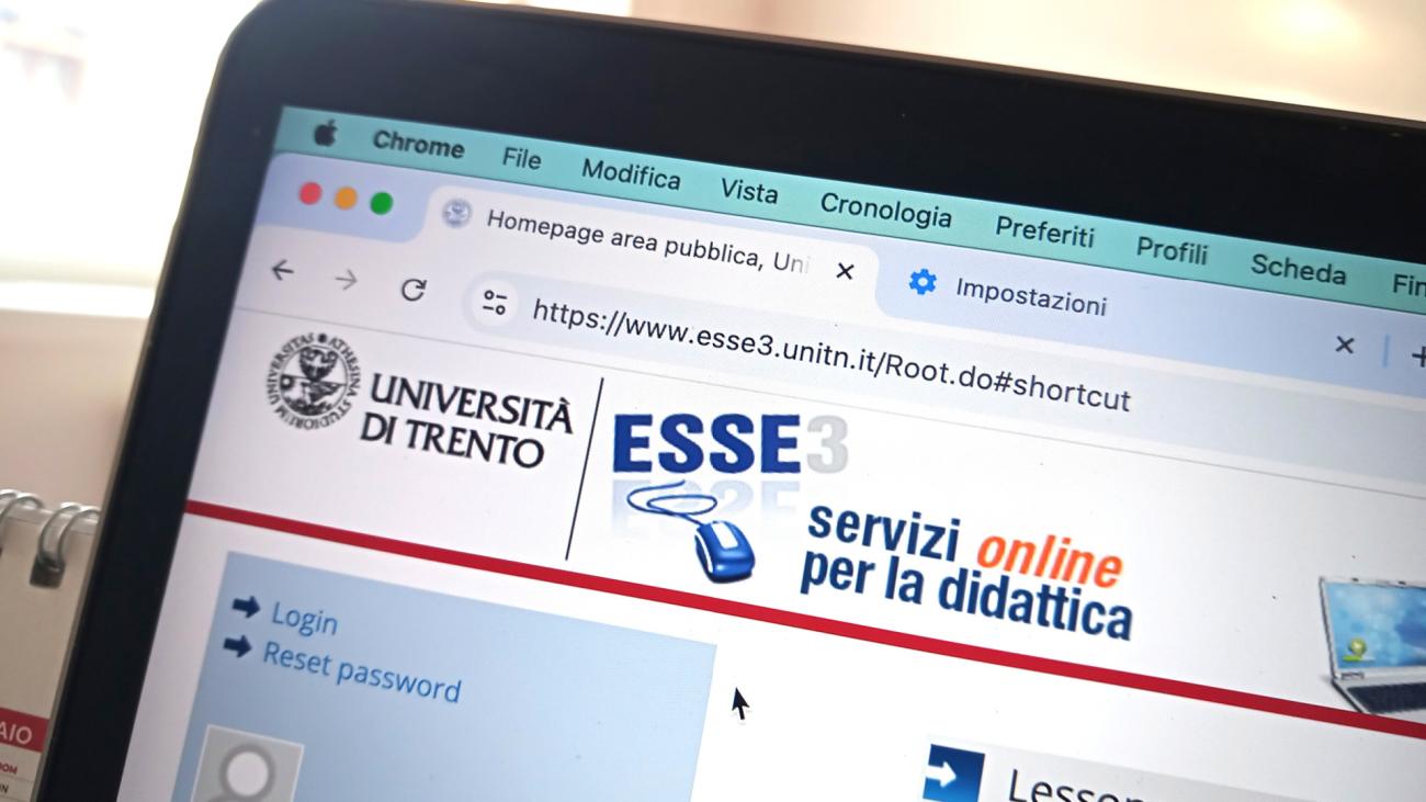 schermata sito web Esse3